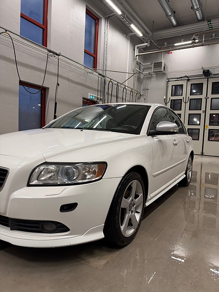 Volvo S40 4 of 22