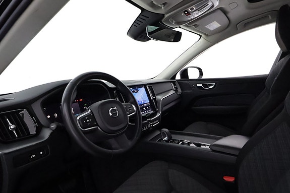 Volvo XC60 11 of 30