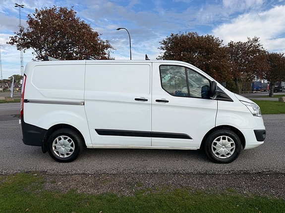 Ford Transit Custom 5 of 12