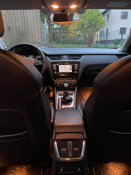 Skoda Octavia 9 of 21
