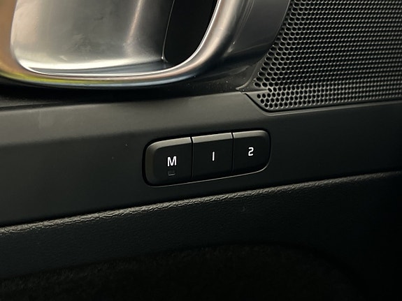 Volvo C40 15 of 30