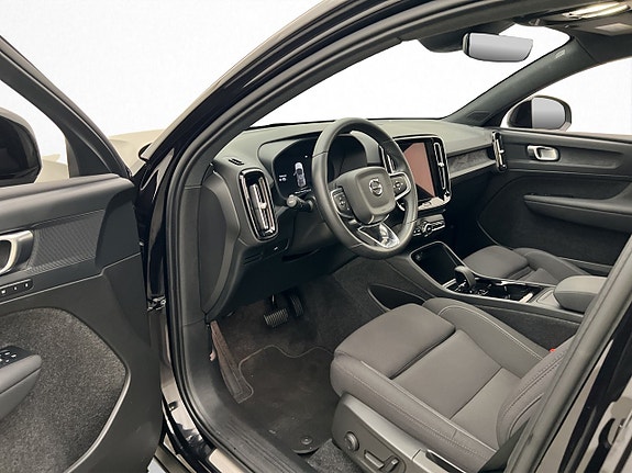 Volvo C40 14 of 30