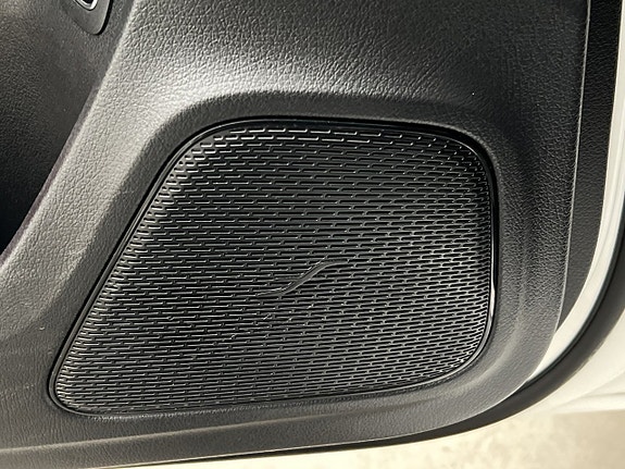 Mercedes-Benz A 250 e 27 of 30
