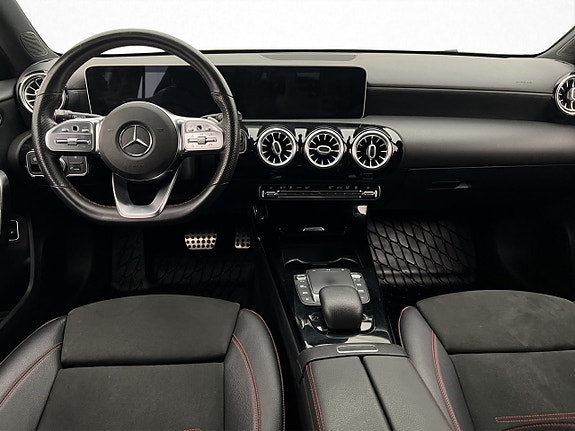 Mercedes-Benz A 250 e 12 of 30