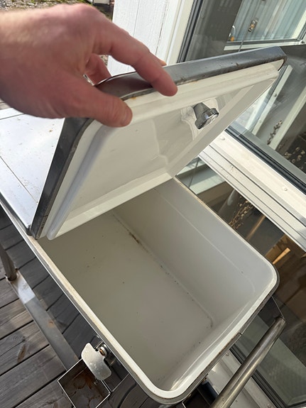 Product image 1 of 2