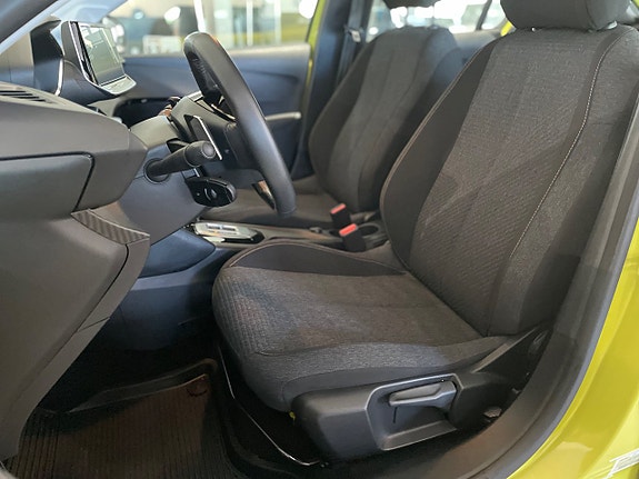 Peugeot 208 14 of 16