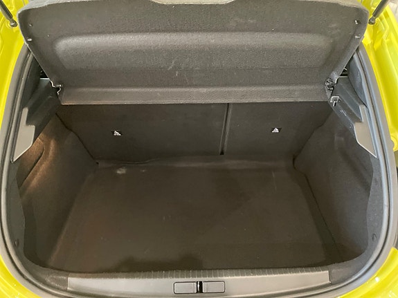 Peugeot 208 16 of 16