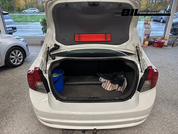 Volvo S40 14 of 15