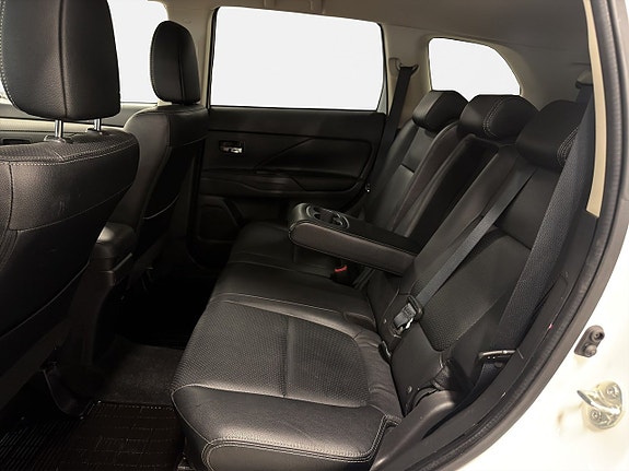 Mitsubishi Outlander 15 of 23