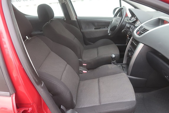 Peugeot 207 8 of 22