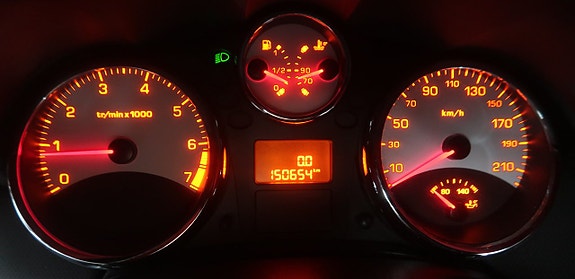 Peugeot 207 12 of 22