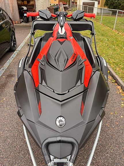 SeaDoo Sea-Doo Spark Trixx 2 up 2021 - 44h inkl. Click & Go trailer. 10 of 12