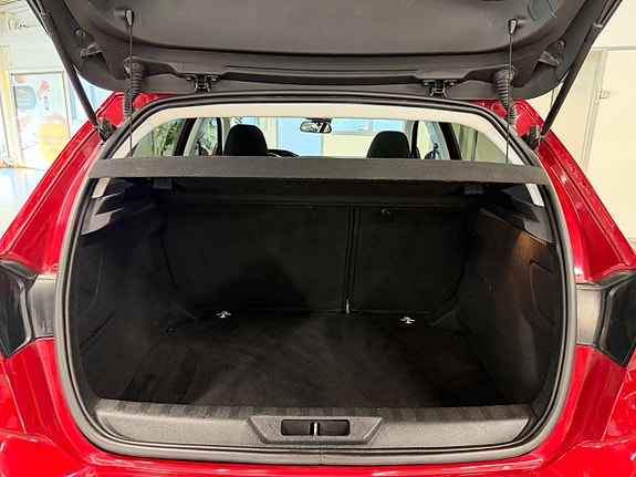 Peugeot 308 5 of 19