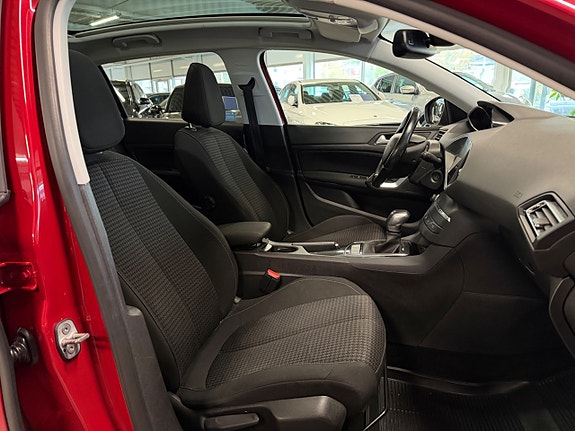 Peugeot 308 10 of 19