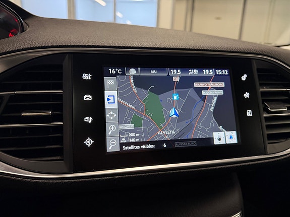 Peugeot 308 15 of 19