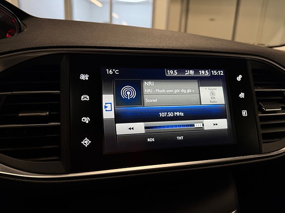 Peugeot 308 17 of 19