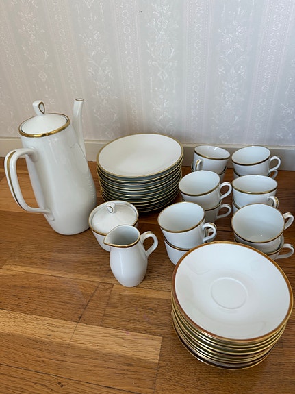 Rörstrand Bankett, kaffeservis porslin vit med guldkant