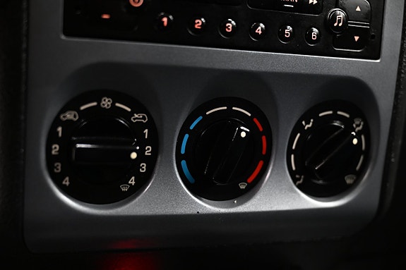Peugeot Partner 22 of 27