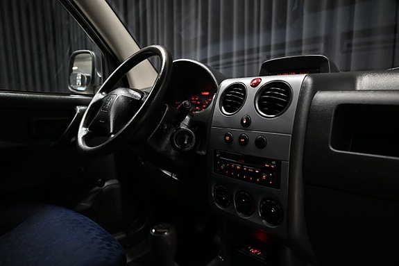 Peugeot Partner 27 of 27