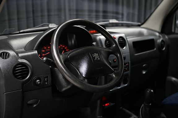 Peugeot Partner 17 of 27