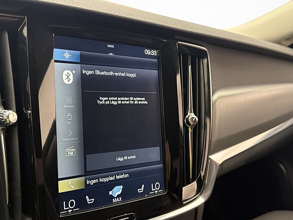 Volvo S90 24 of 30
