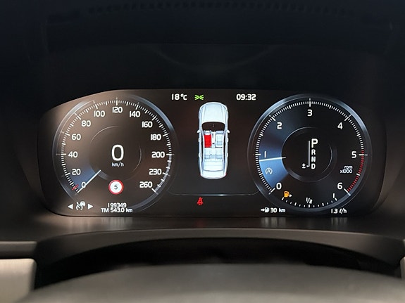 Volvo S90 18 of 30