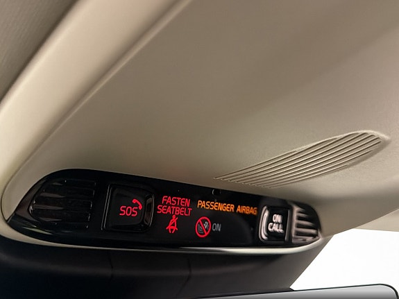 Volvo S90 26 of 30