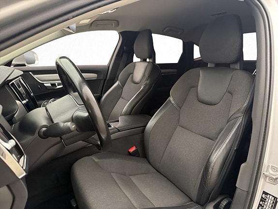 Volvo S90 13 of 30