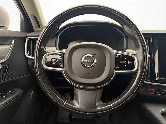 Volvo S90 15 of 30