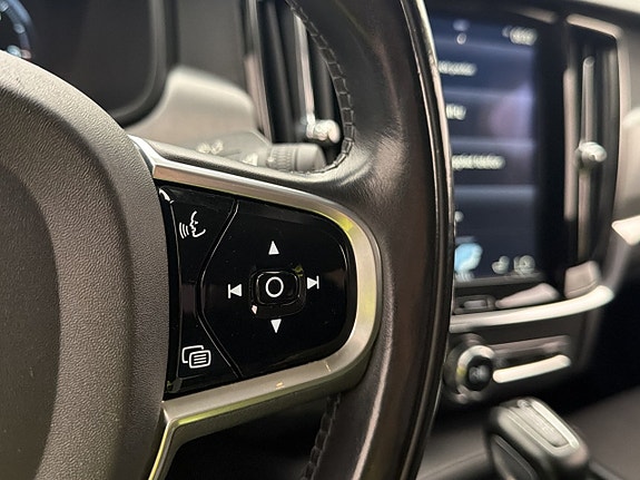 Volvo S90 19 of 30