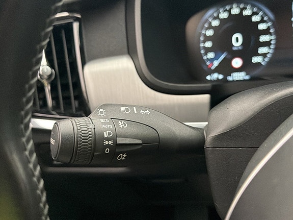 Volvo S90 16 of 30