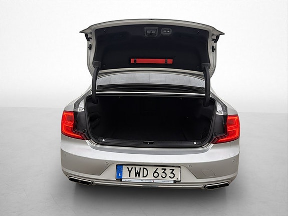 Volvo S90 9 of 30