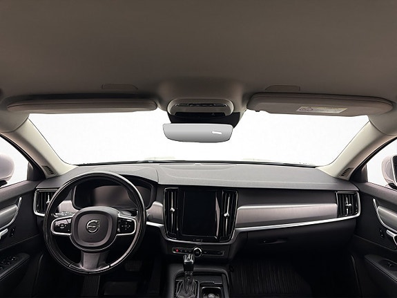 Volvo S90 14 of 30