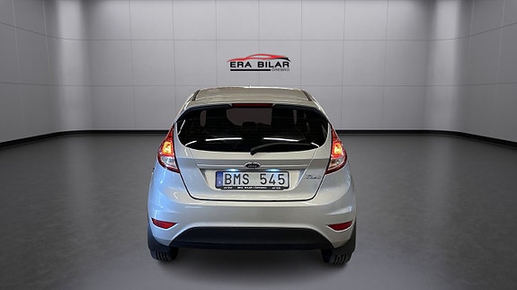 Ford Fiesta 5 of 19