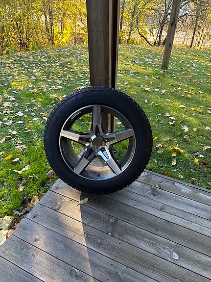 Product image 1 of 3