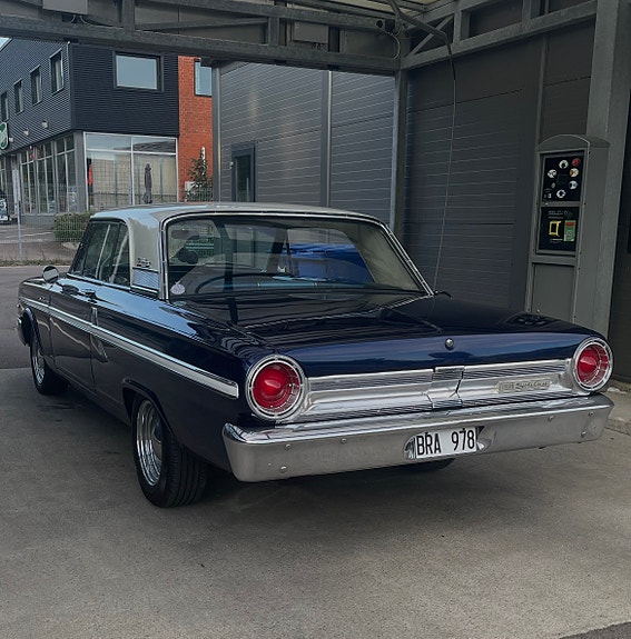 Ford Fairlane