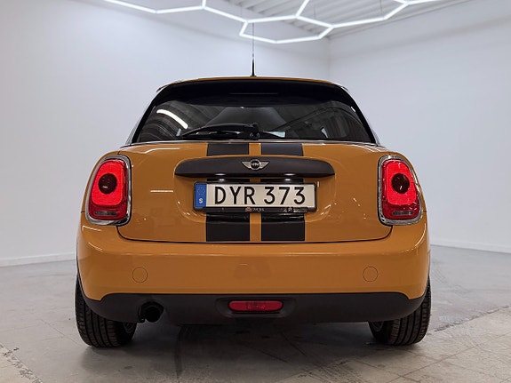 MINI One 5 of 23