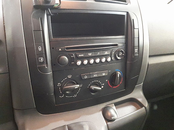 Peugeot Expert 9 of 10
