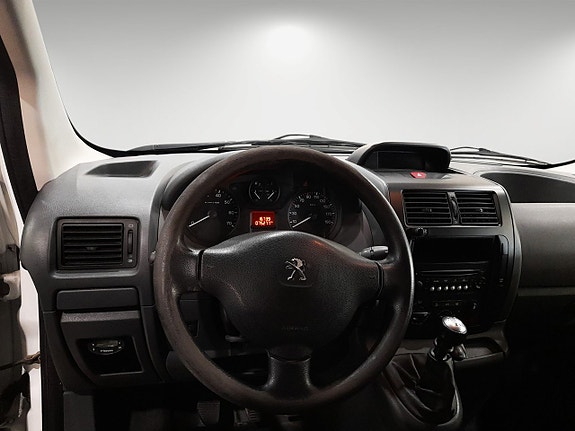 Peugeot Expert 8 of 10