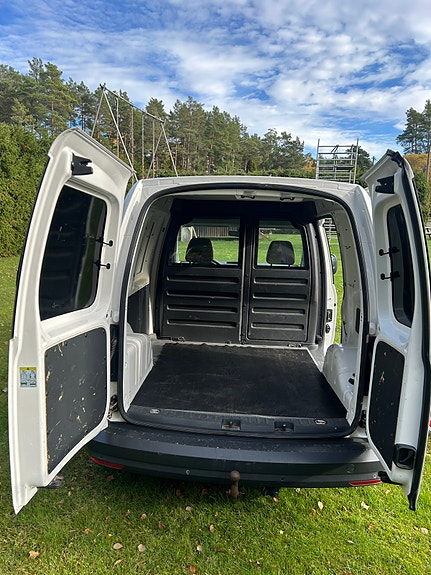 Volkswagen Caddy 4 of 9