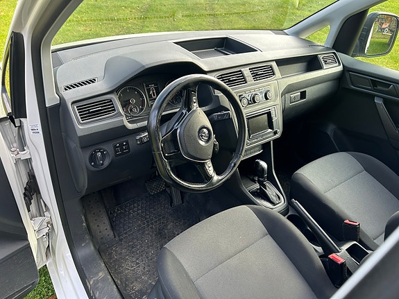 Volkswagen Caddy 6 of 9