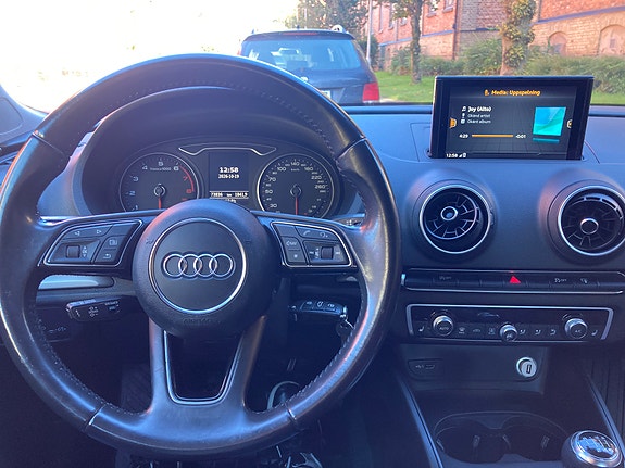 Audi A3 9 of 12