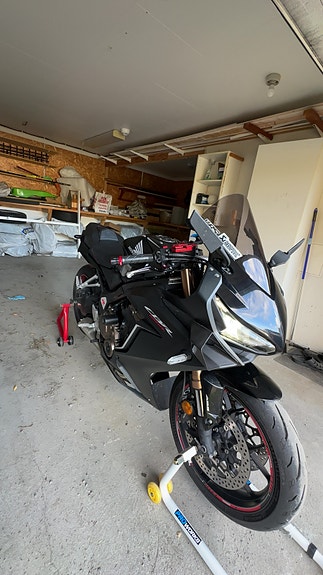 Honda CBR650R 14 of 20