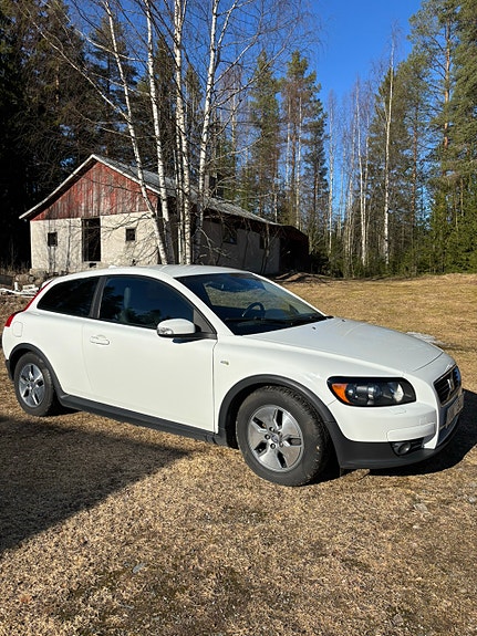 Volvo C30 3 of 22