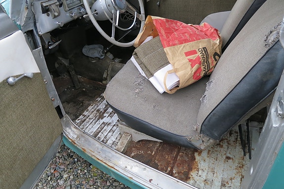 Volvo PV445 6 of 8