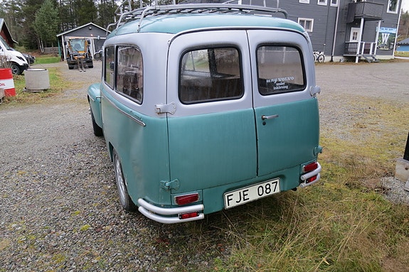 Volvo PV445 4 of 8