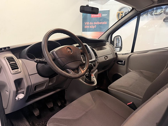 Opel Vivaro 7 of 18