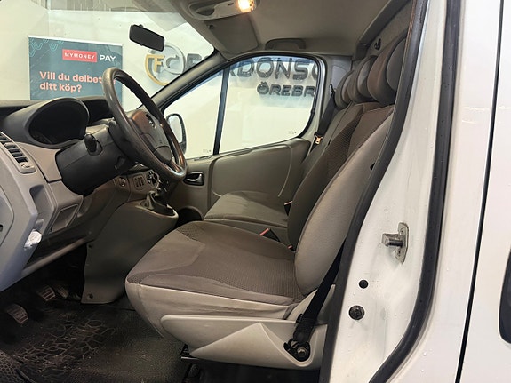 Opel Vivaro 9 of 18