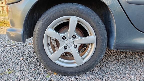 Peugeot 206 9 of 11