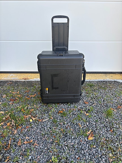 Product image 1 of 8